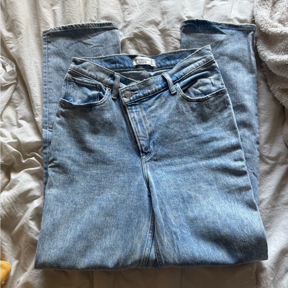 Abercrombie & Fitch Ultra High Rise Blue Jeans